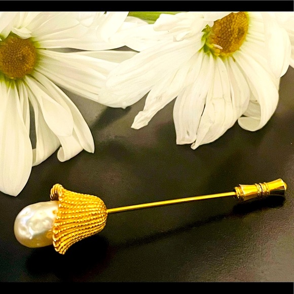 Vintage Jewelry - Vintage Gold Pearl Stick Pin